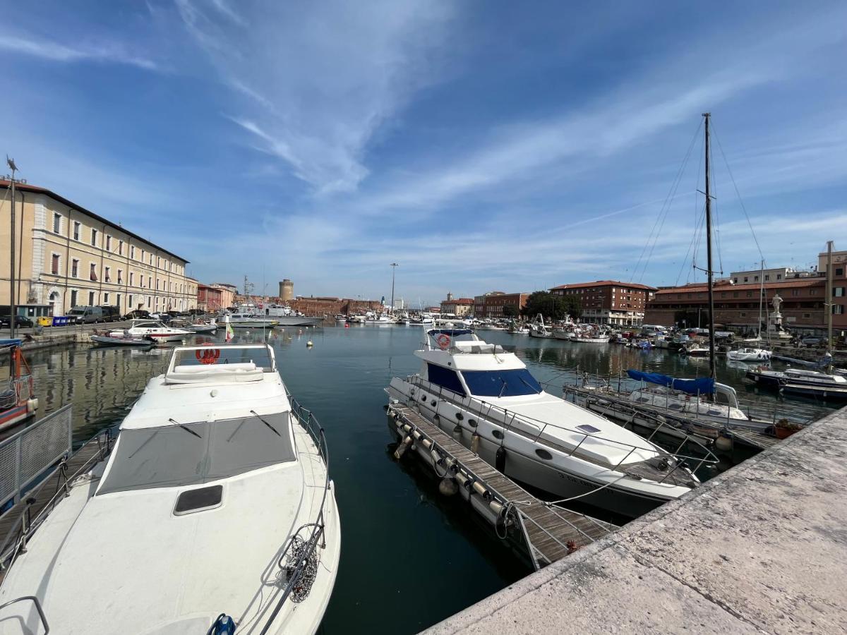 Kasia Porta Sul Mare Di Livorno Free Parking Extérieur photo